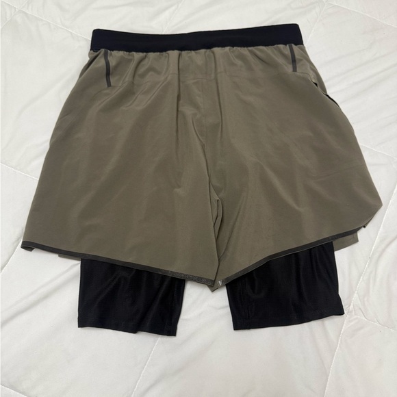 Lululemon Diffract Run Short Lined - Picture 8 of 10